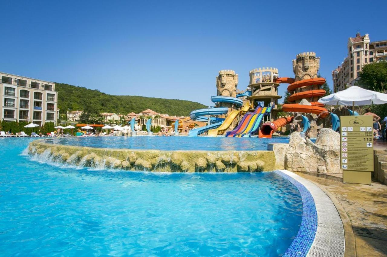 Andalucia Beach - Sea Viev Apartments Елените Экстерьер фото